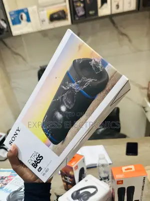 Designed to Last Bluetooth Speaker SRS-XB33 Sony
