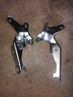 Toyota Hilux/Vigo Bonnet Hinges Pair