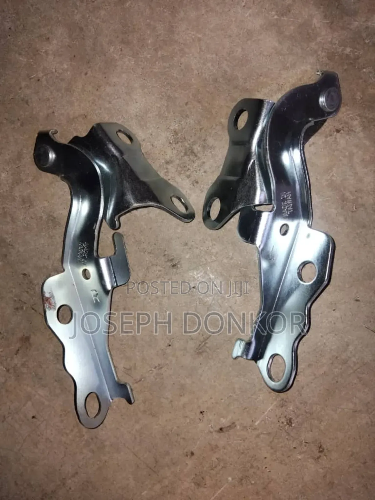 Toyota Hilux/Vigo Bonnet Hinges Pair