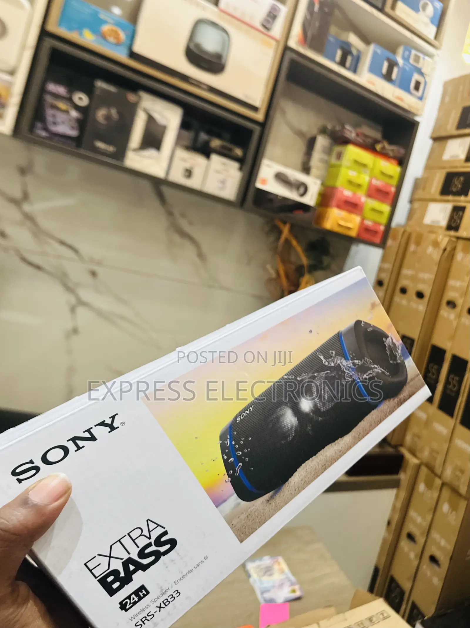 Up to 24-Hours Battery Life SRS-XB33 Sony Bluetooth