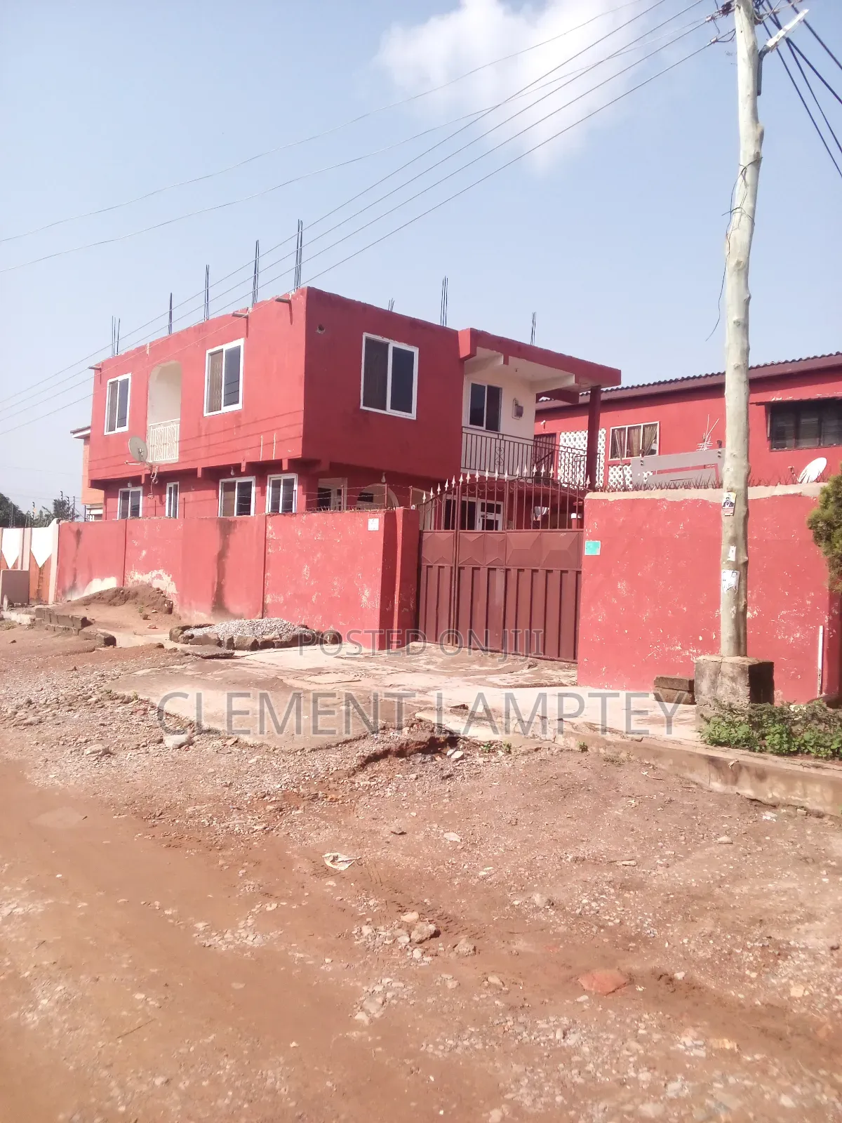Furnished 4bdrm Duplex in Santa Maria for sale