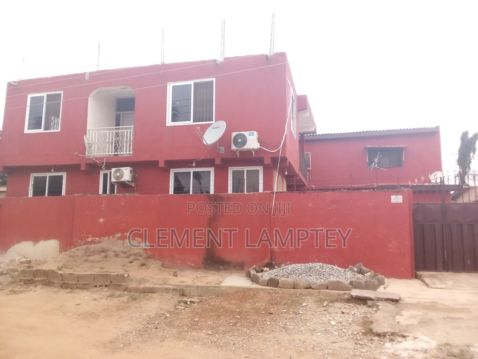 Furnished 4bdrm Duplex in Santa Maria for sale