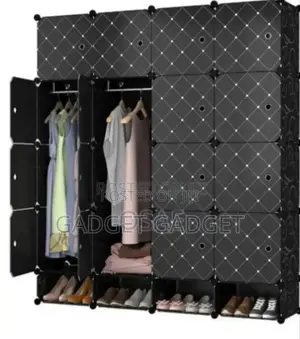 20 Cubes Plastic Wardrobe