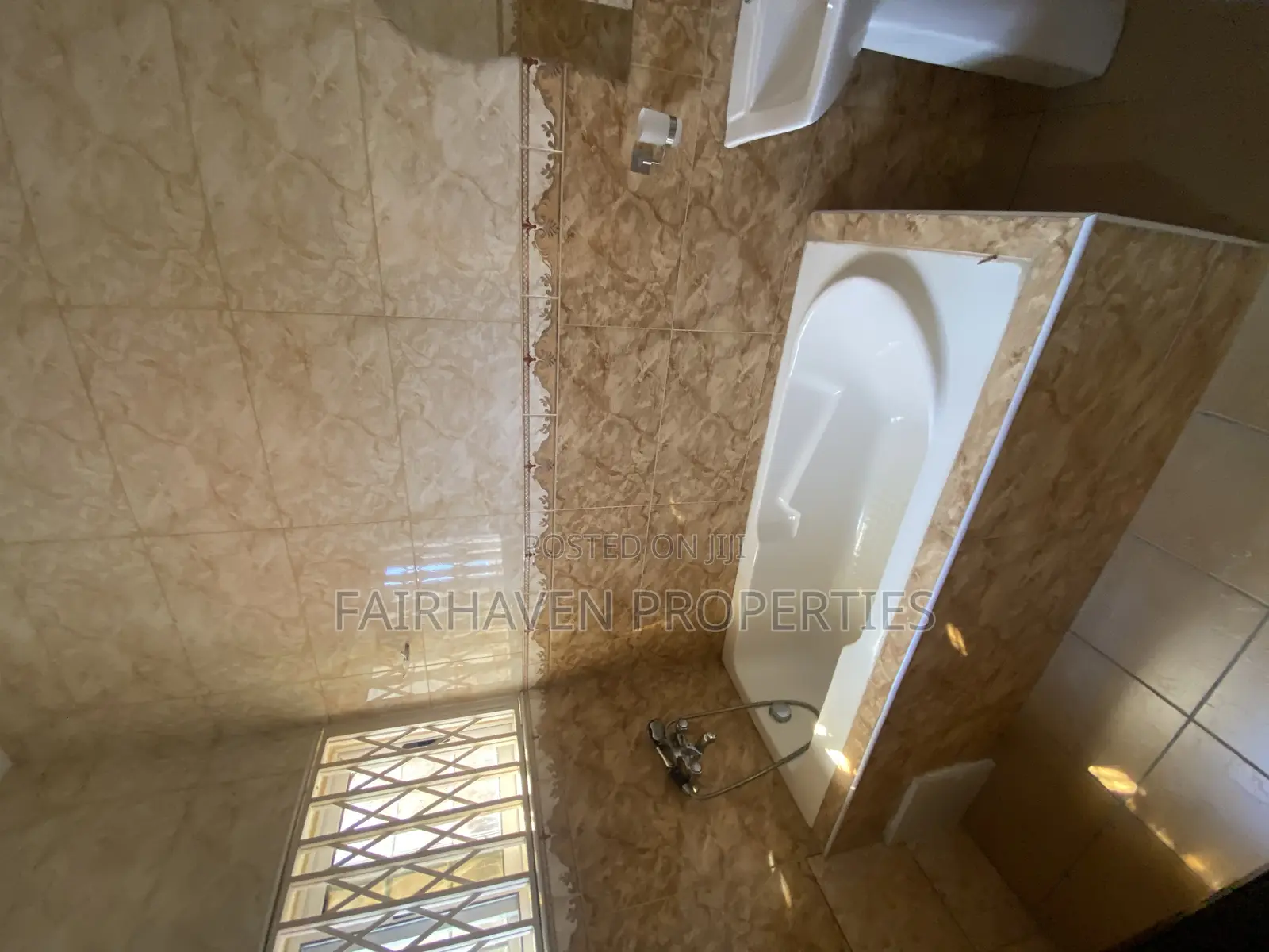 3bdrm Apartment in East Legon for rent