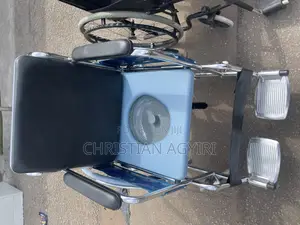 Commode Wheelchair / Foldable