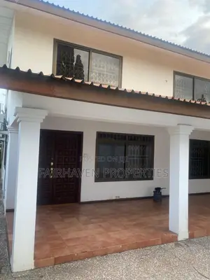 3bdrm House in Cantonment/Labone, Cantonments for rent