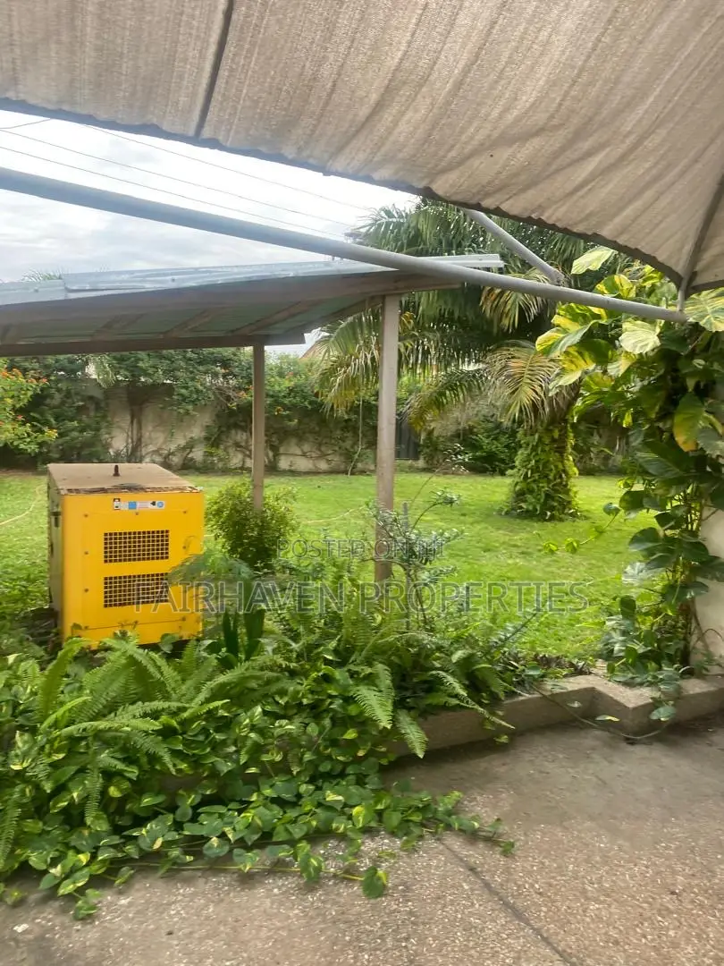 3bdrm House in Cantonment/Labone, Cantonments for rent