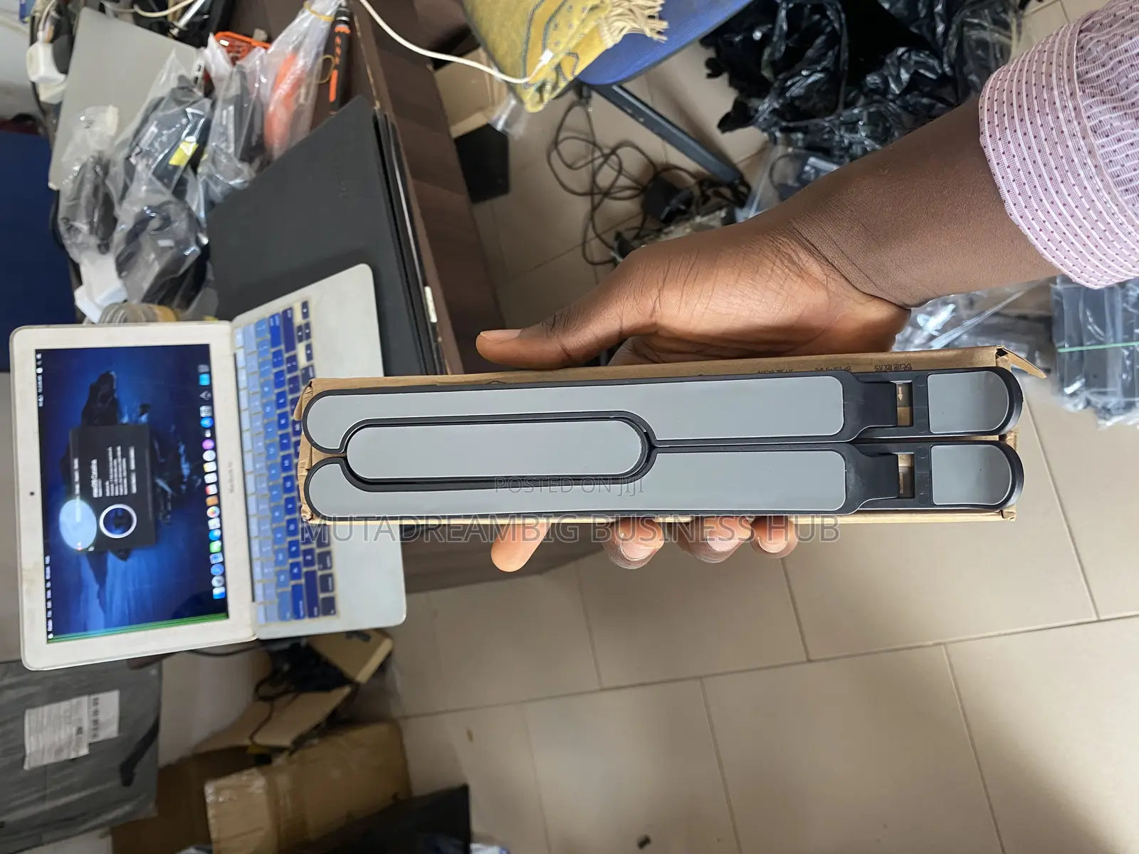 Laptops Cooler Stands