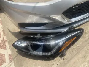 Chevrolet Cruze 2017- 2020 Headlight