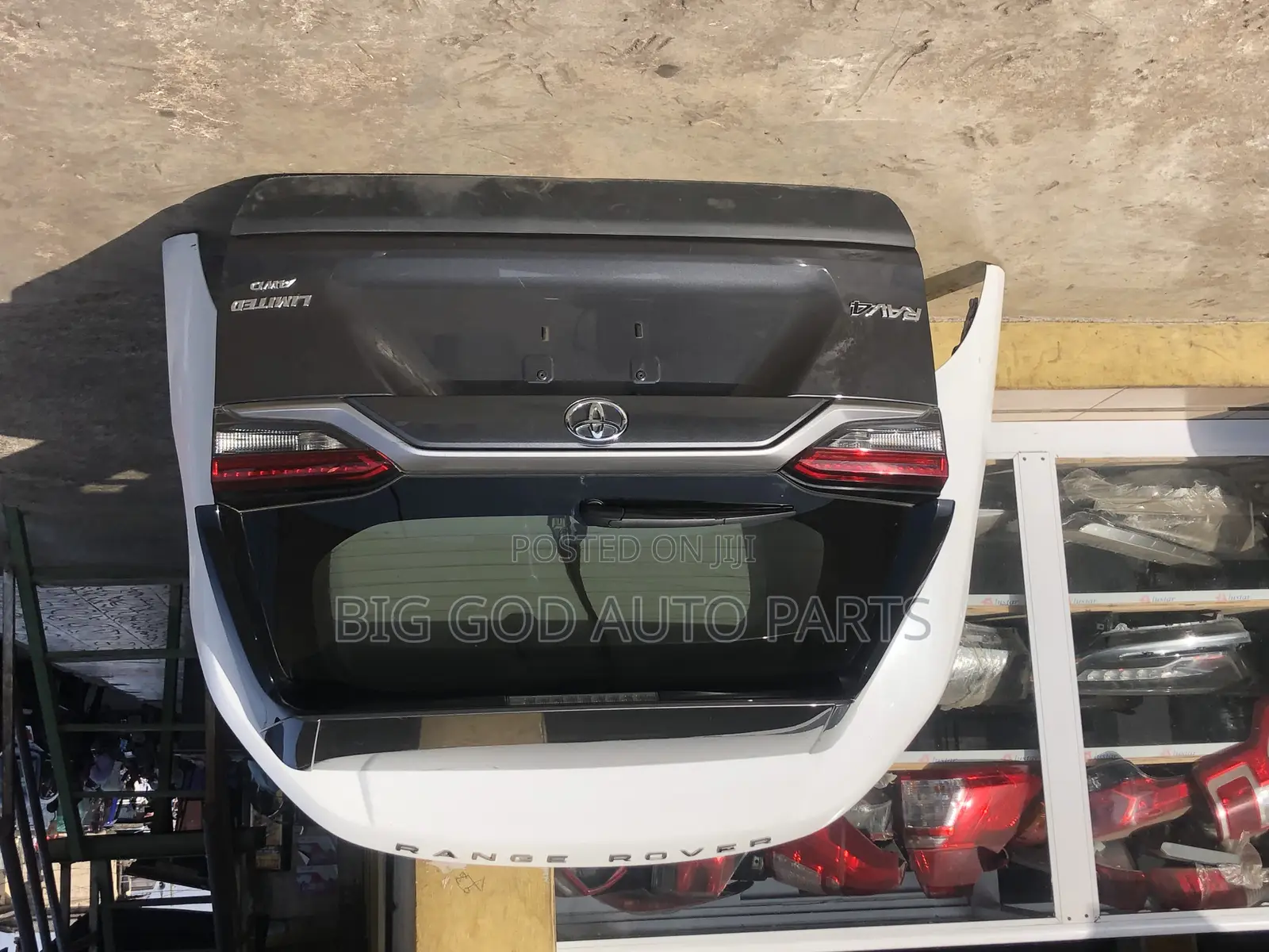 Toyota Rav 4 Back Boat Complete