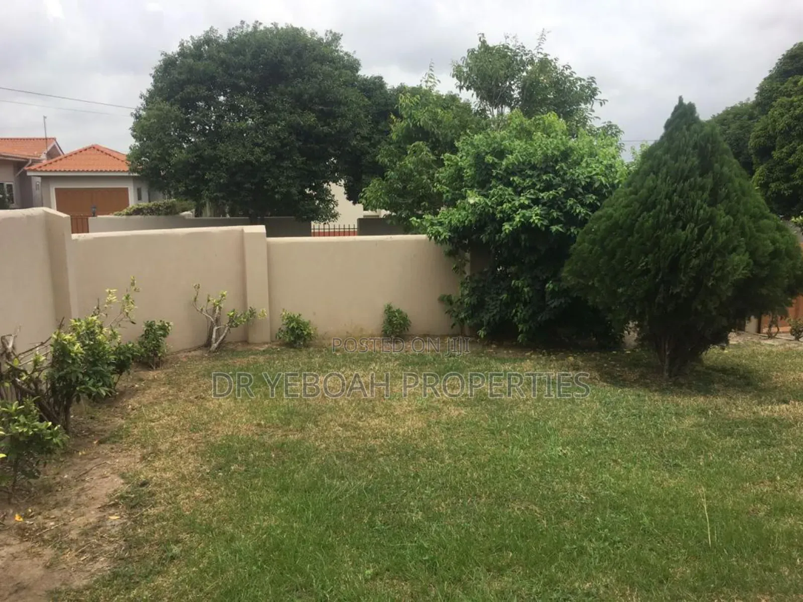 3bdrm House in Spintex Regimanuel:- for sale