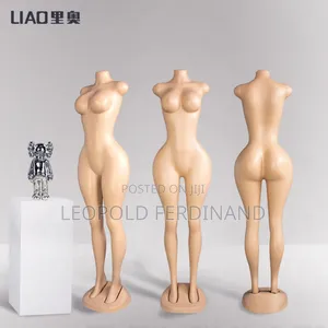 Curvy Female Mannequins