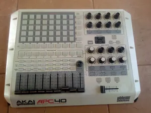 Akai APC 40