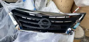 Nissan Versa /Almera / Sunny 2014 2015 2016 2017 Front Grille / Grill