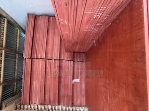 Marine Plywood / 18mm /Red Board