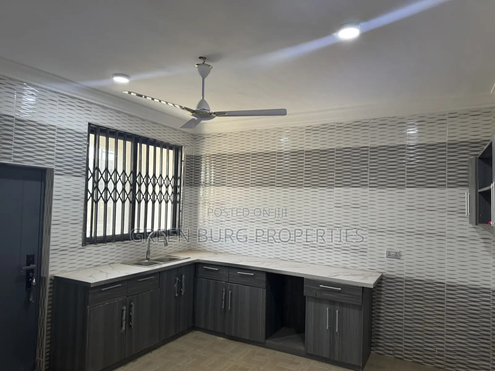 2bdrm Apartment in East Legon for rent