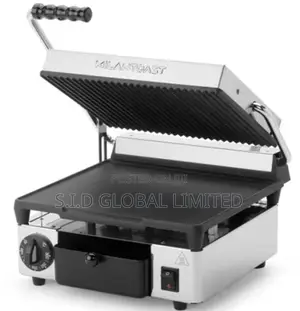 Discover a World of Grillingwith Black Decker Contac Grill