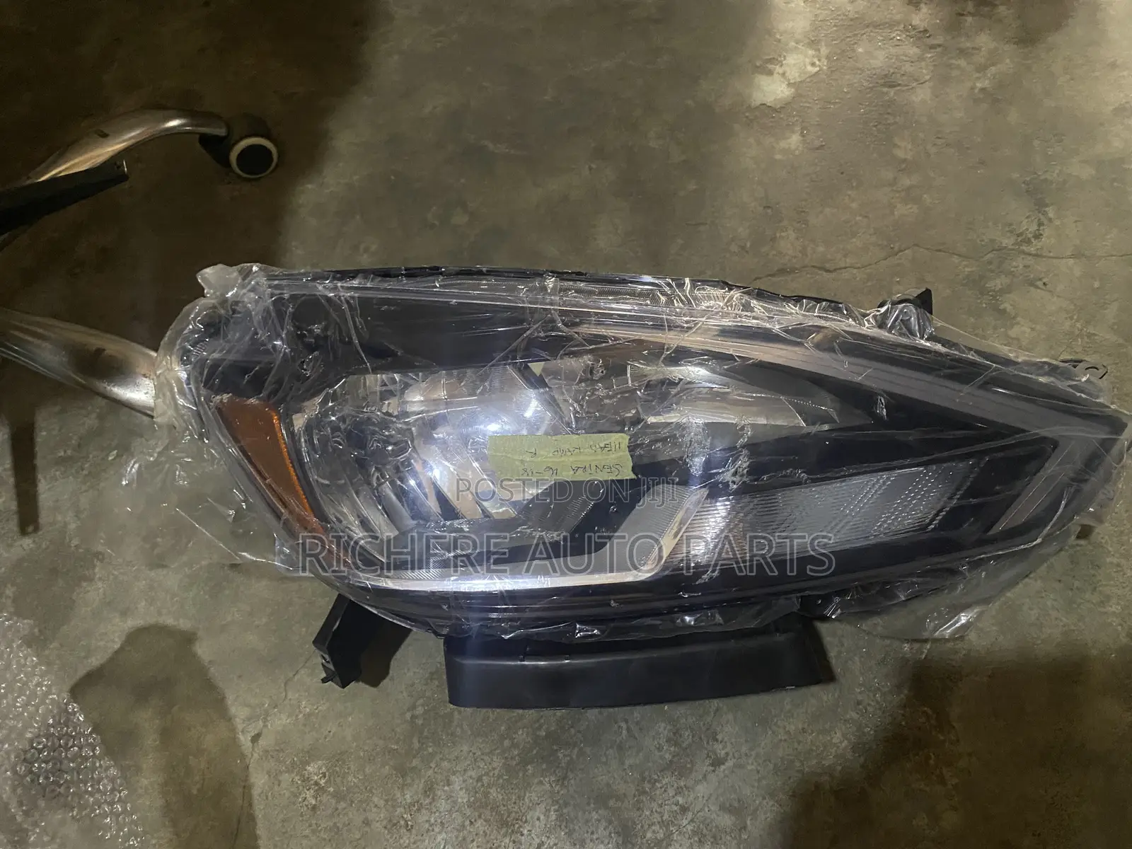 Nissan Sentra 2018 Headlight