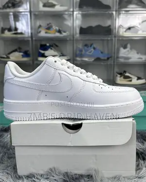 Nike Air Force 1 White