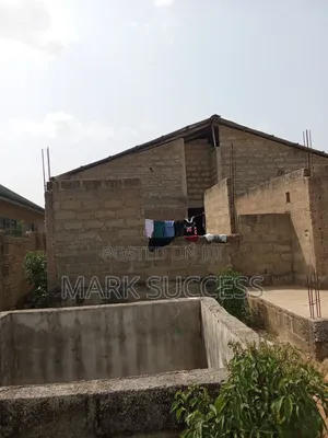 3bdrm House in Kasoa for sale