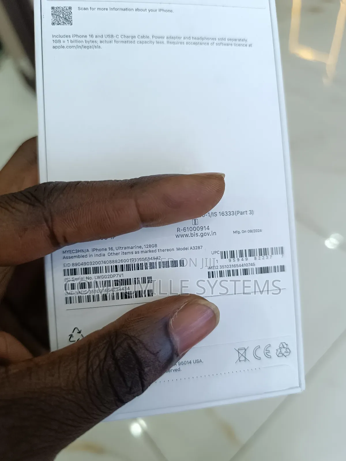 New Apple iPhone 16 128 GB Blue