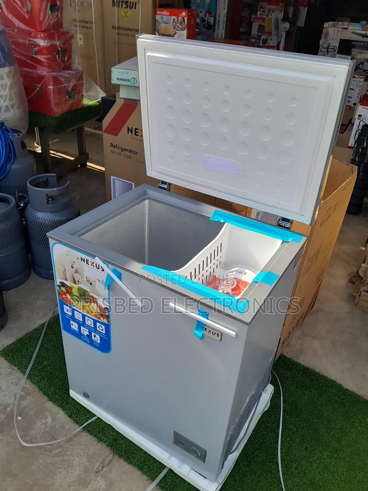 NEXUS Durable Chest Freezer 145 Litres