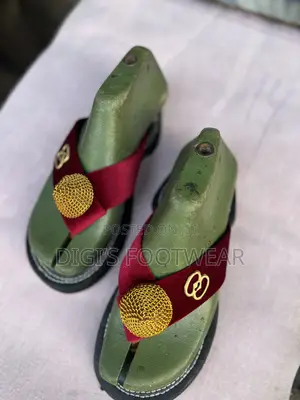 Wine Suede Chawchaw/Ahenema With Black Inner