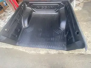 Nissan Navara Bucket