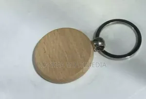 Bamboo Keyrings Holder Customised in Different Size N Shapes