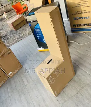 Sealed in Box Samsung HWB650 3.1ch Bluetooth Sound Bar.