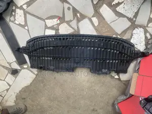 Toyota Corolla 2014,2016,2017 Engine Under Panel