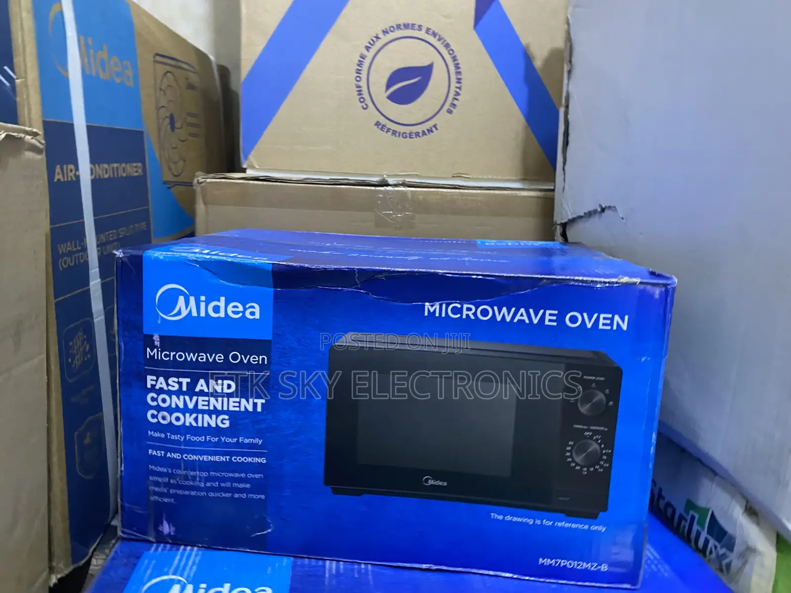 Stirring Midea 20liters Microwave Oven