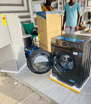 Midea 8kg Front Load Fully Auto Washing MACHINE.