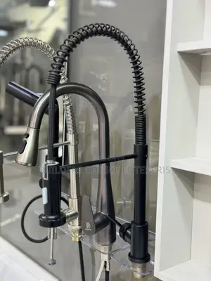 Pull Out Down Deck Mounted Hot and Cold Mixer