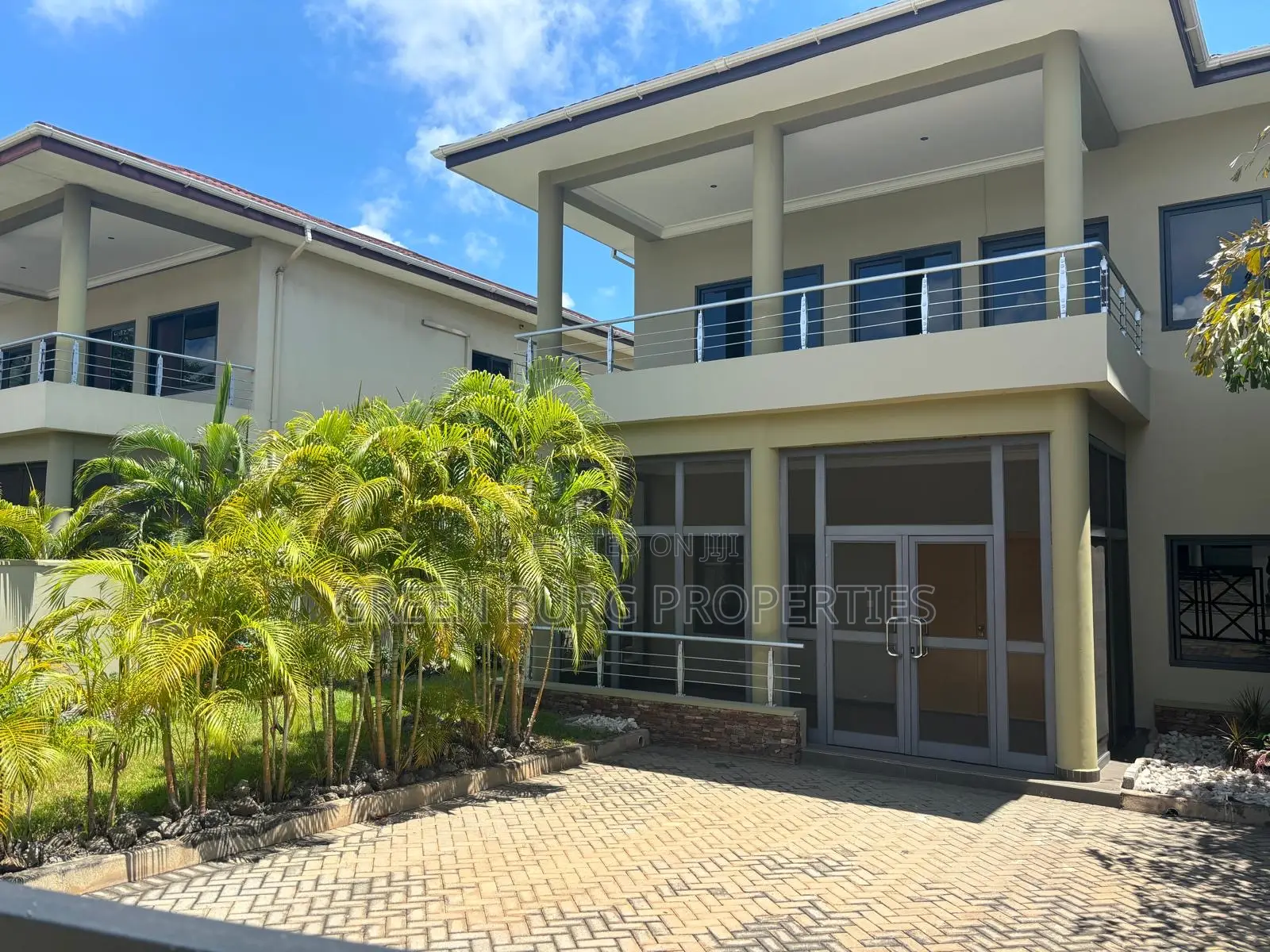 4bdrm House in Cantonments for rent
