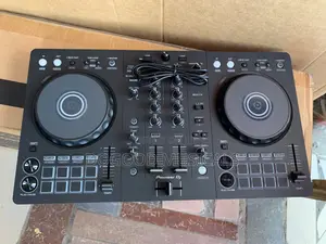 Pioneer DDJ-Flx4 DJ Controller