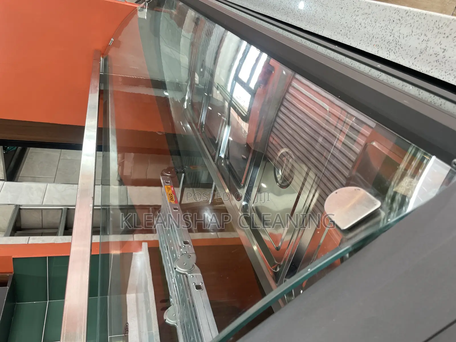 Window Glass Cleaning