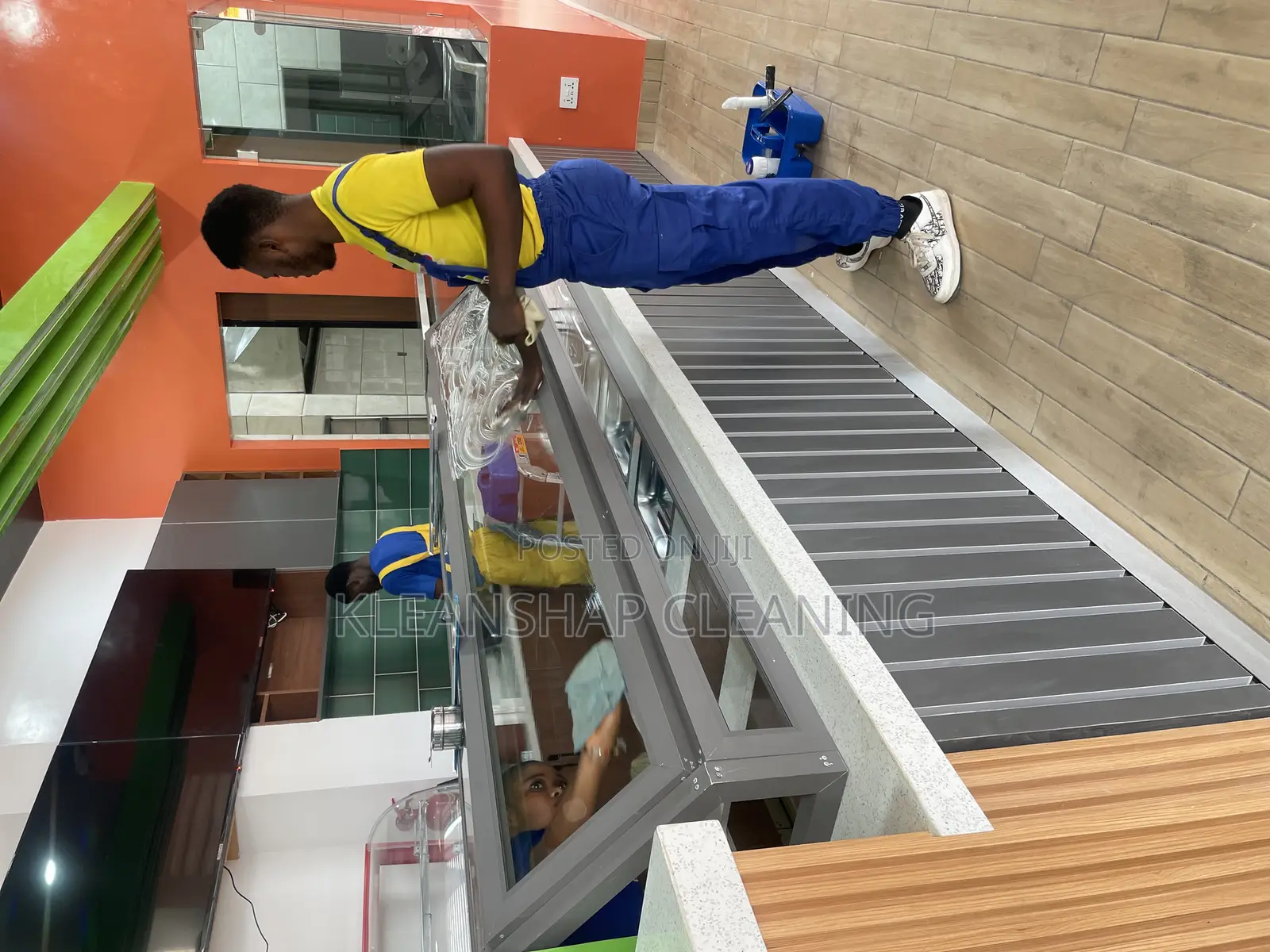 Window Glass Cleaning