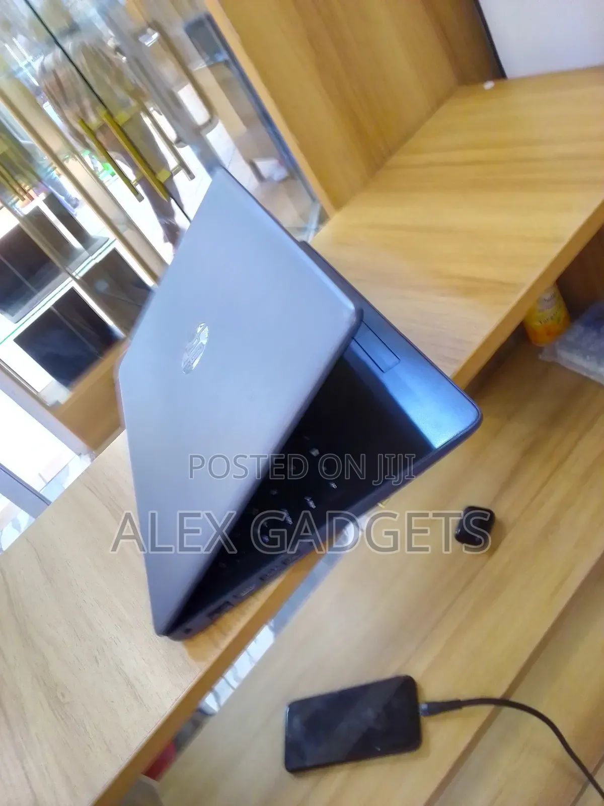 Server HP Easy Connect 8GB Intel Core I7 SSD 512GB