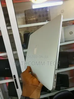 Laptop Apple MacBook Air 2012 8GB Intel Core I5 SSD 128GB