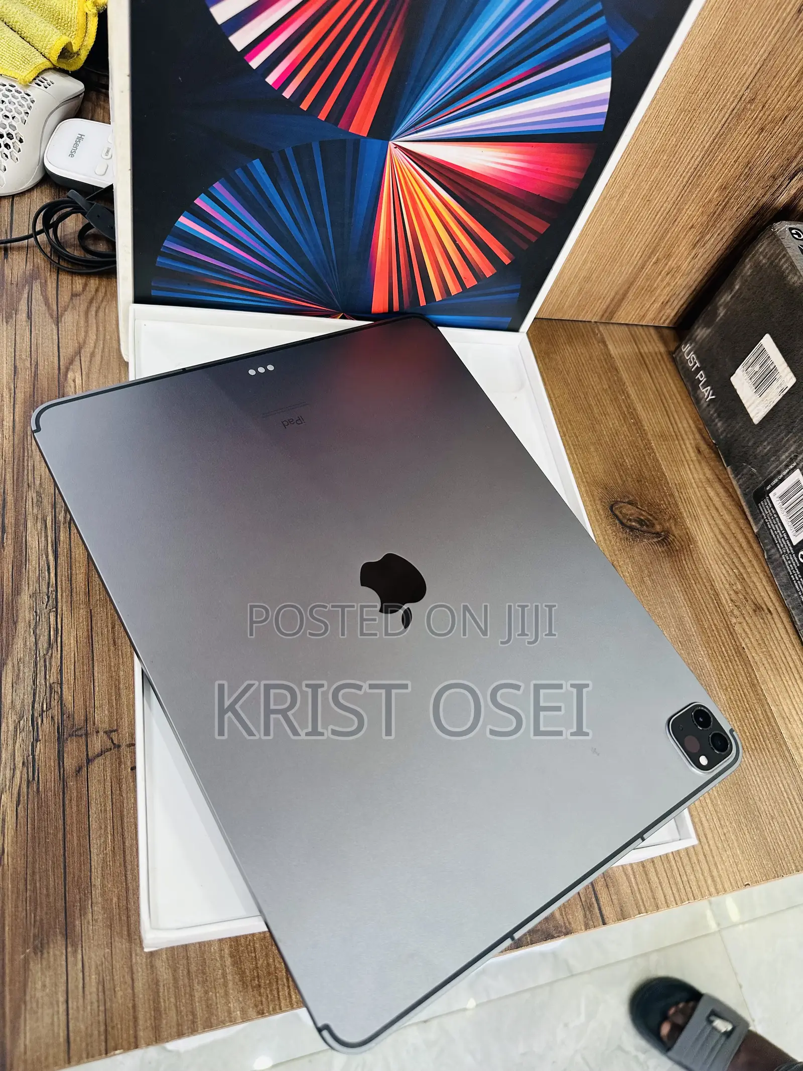 Apple iPad Pro 12.9 (2020) 256 GB Gray