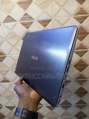 Laptop Asus VivoBook S451LA 6GB Intel Core I5 HDD 500GB