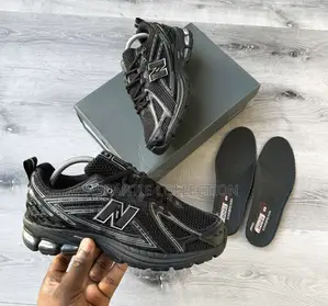 New Balance 1960R Black