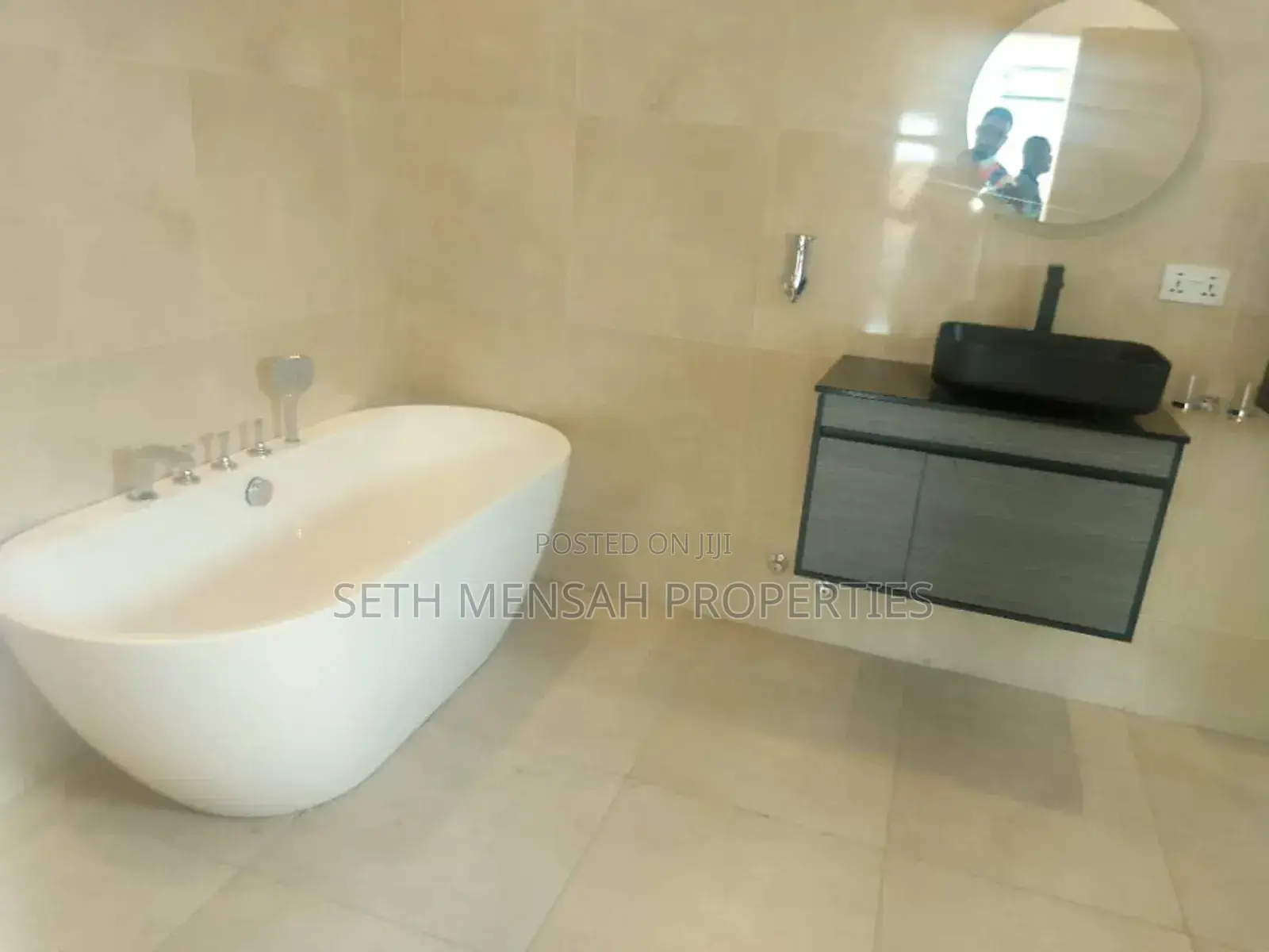4bdrm House in Skm Properties, Adjiriganor for sale