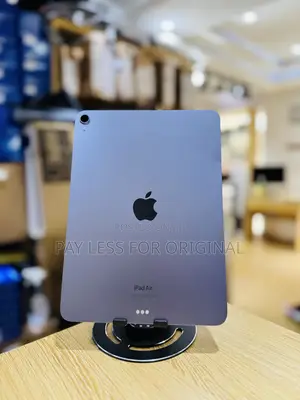 Apple iPad Air (2022) 64 GB Blue