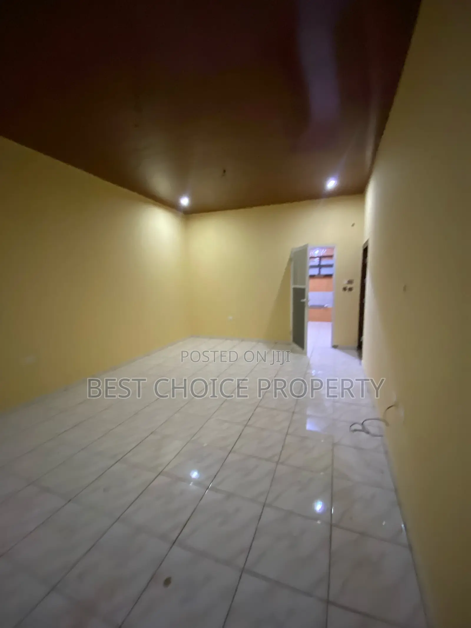 2bdrm Apartment in Adenta Housing Down for rent