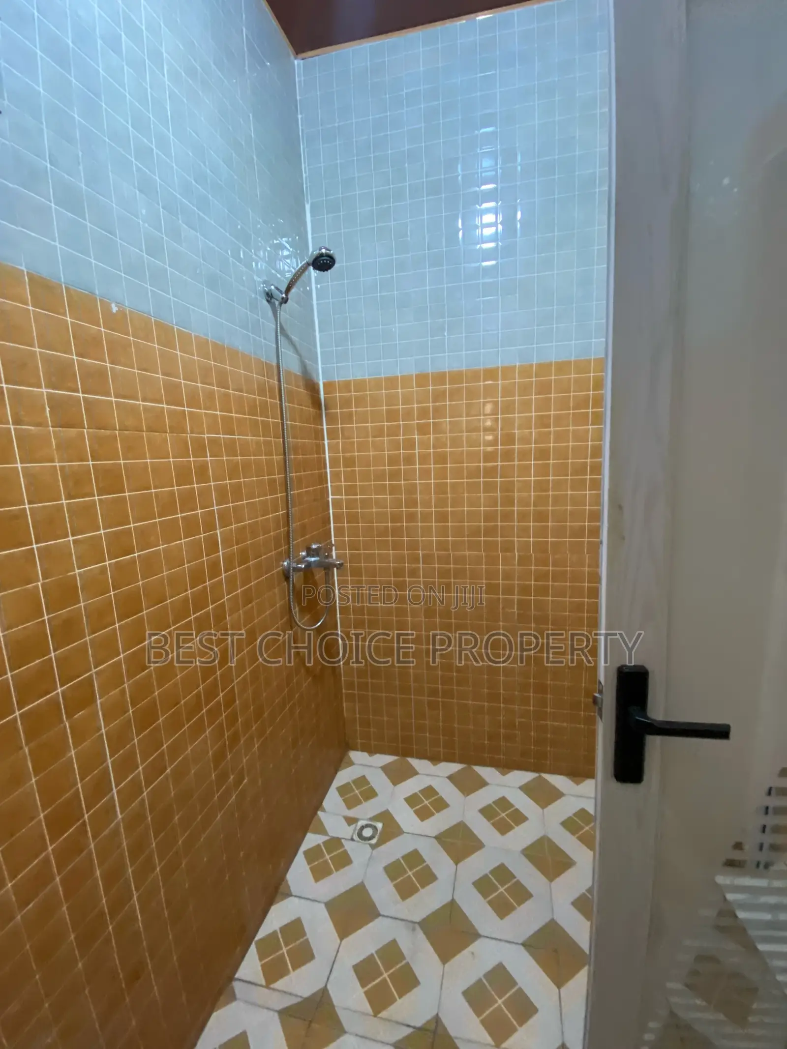 2bdrm Apartment in Adenta Housing Down for rent