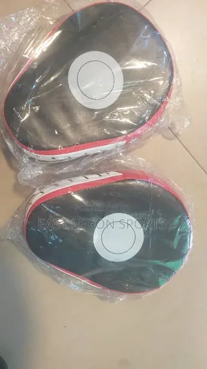 Boxing Punch Pads Pair New Thick Target Kick