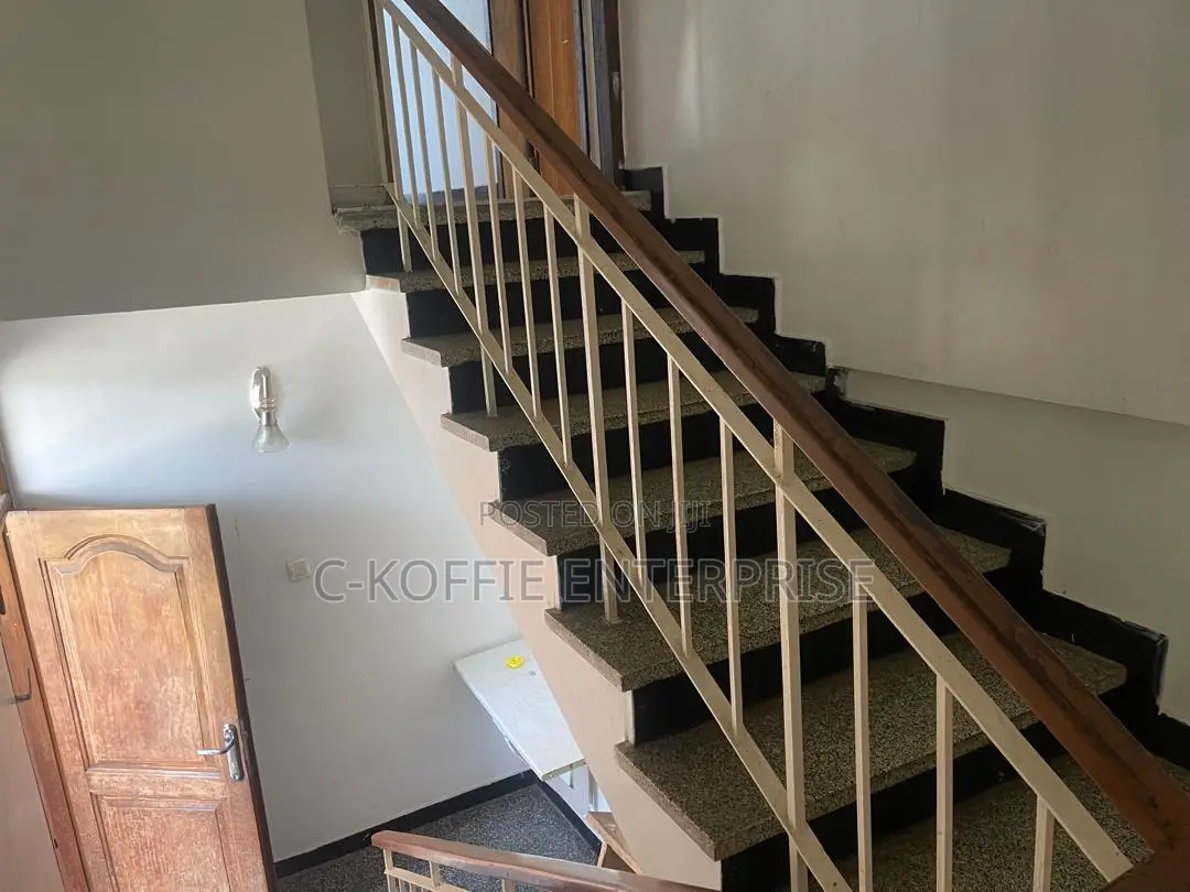 4bdrm House in Tesano, Papaye for rent