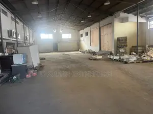 1000 SQM Warehiuse at Achimota for Rent